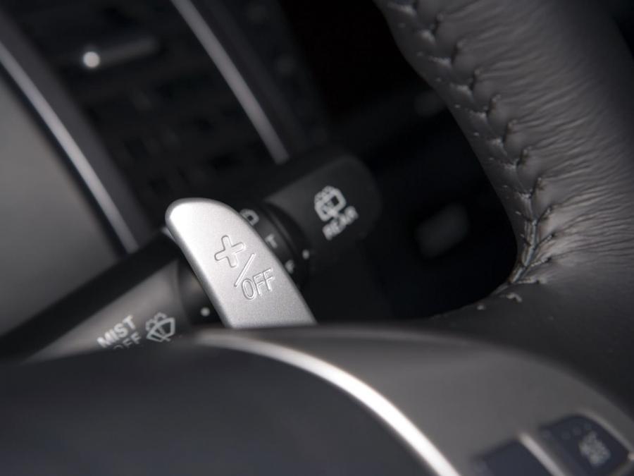  Mitsubishi Outlander 4WD 2007 года  (US) (фото 6 из 66)